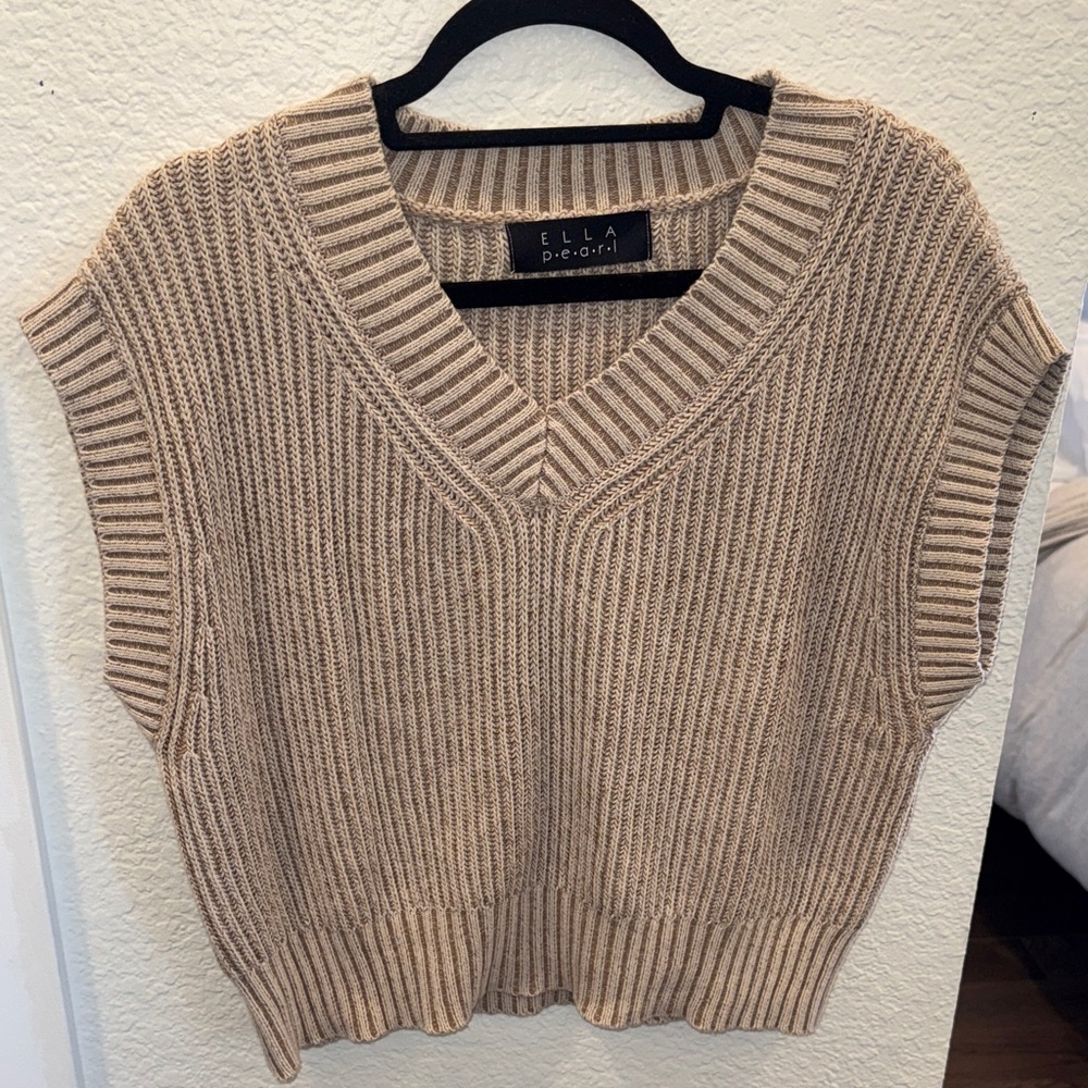 Sweater Vest